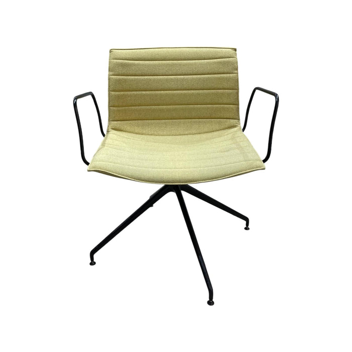 Refurbished Arper Catifa 46 Meeting Chair in Pale Yellow