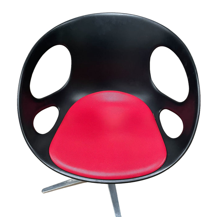 Refurbished Fritz Hansen Rin Dining Swivel Chair in Black & Red