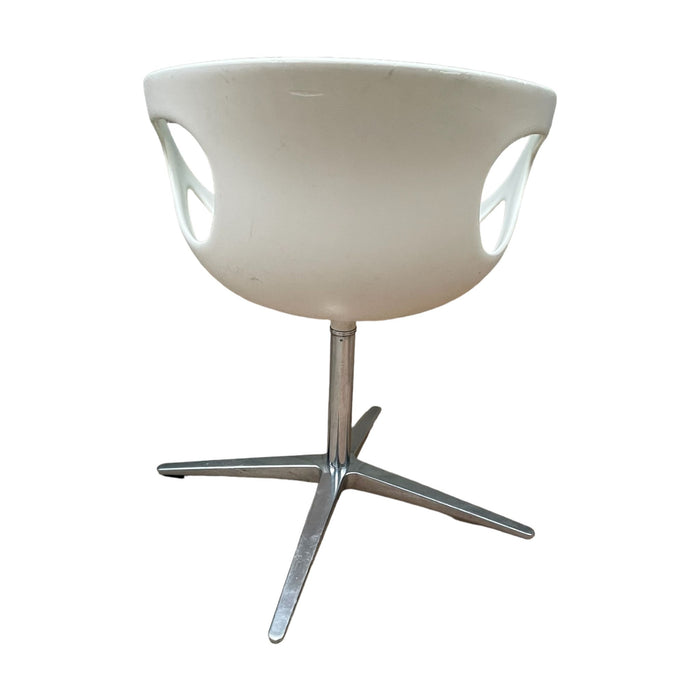 Refurbished Fritz Hansen Rin Dining Swivel Chair in White & Green