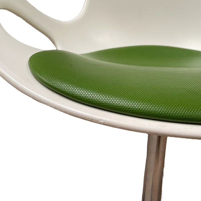 Refurbished Fritz Hansen Rin Dining Swivel Chair in White & Green