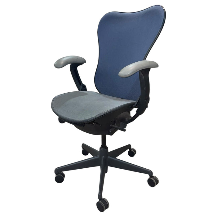 Refurbished Herman Miller Mirra in Blue & Grey