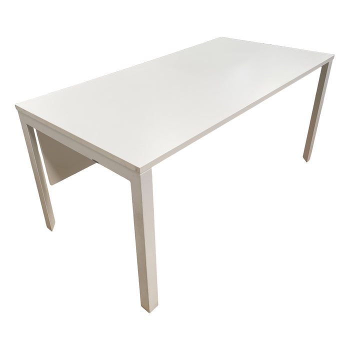 Refurbished Single White Herman Miller Desks in White (1800x900)