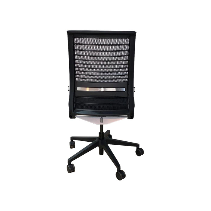 Refurbished Steelcase 'Think' V2 - Armless Chair