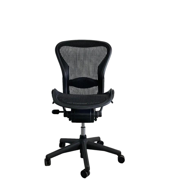 Refurbished Herman Miller Aeron, Fully Loaded - No Armrests - Graphite - SIZE B